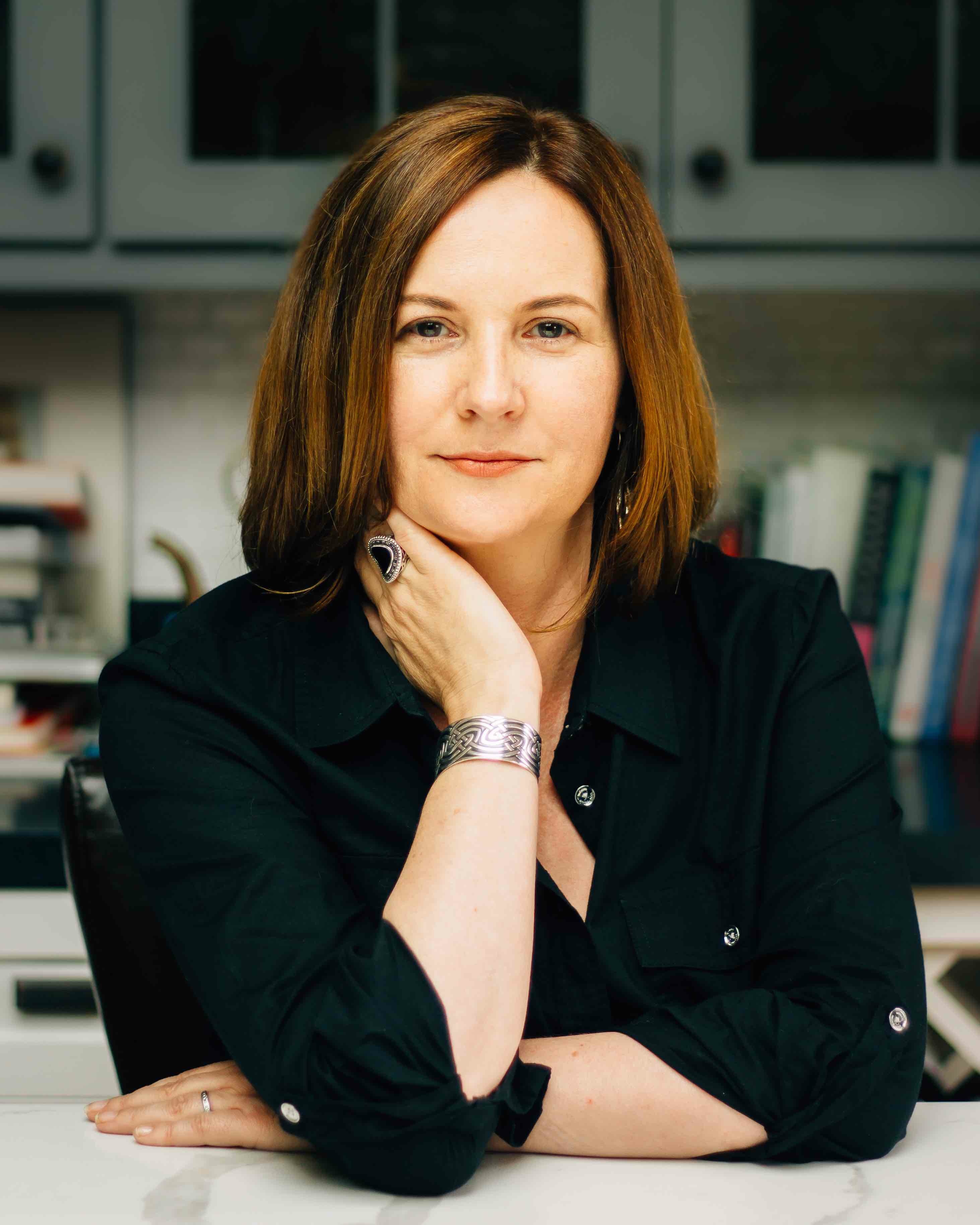 Author Ethel Rohan Los Res dpi 300